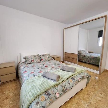 Lujoso Apartamento Vacacional Lägenhet Carrizal Exteriör bild
