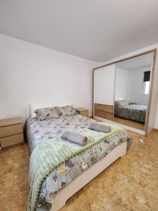 Lujoso Apartamento Vacacional Lägenhet Carrizal Exteriör bild