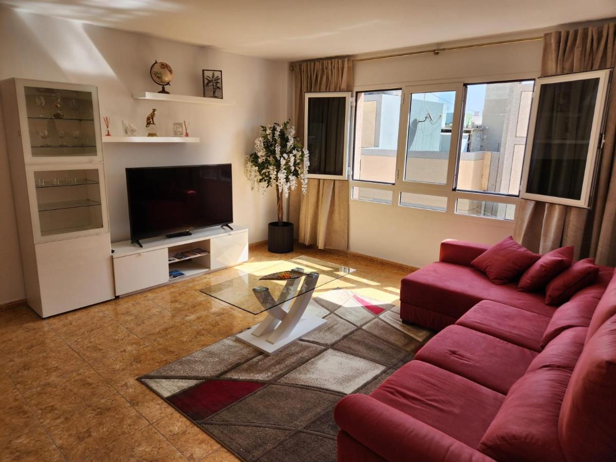 Lujoso Apartamento Vacacional Lägenhet Carrizal Exteriör bild